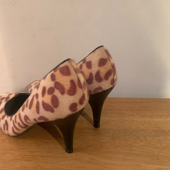 Fergalicious by Ferga Size 8M Utopia Leopard high heel pre-owned 3 inch… - Picture 4 of 12